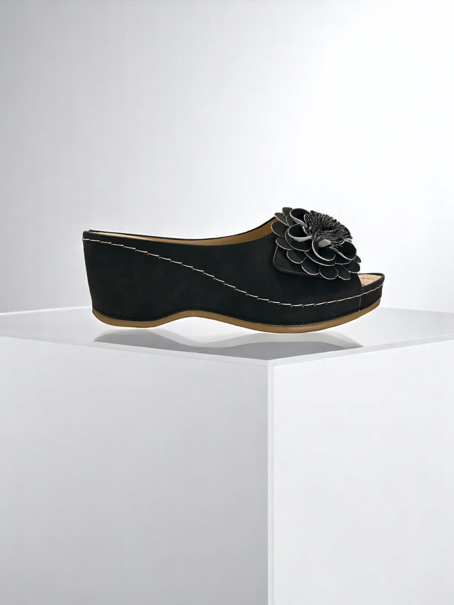 Stilla Italy Black Slipper