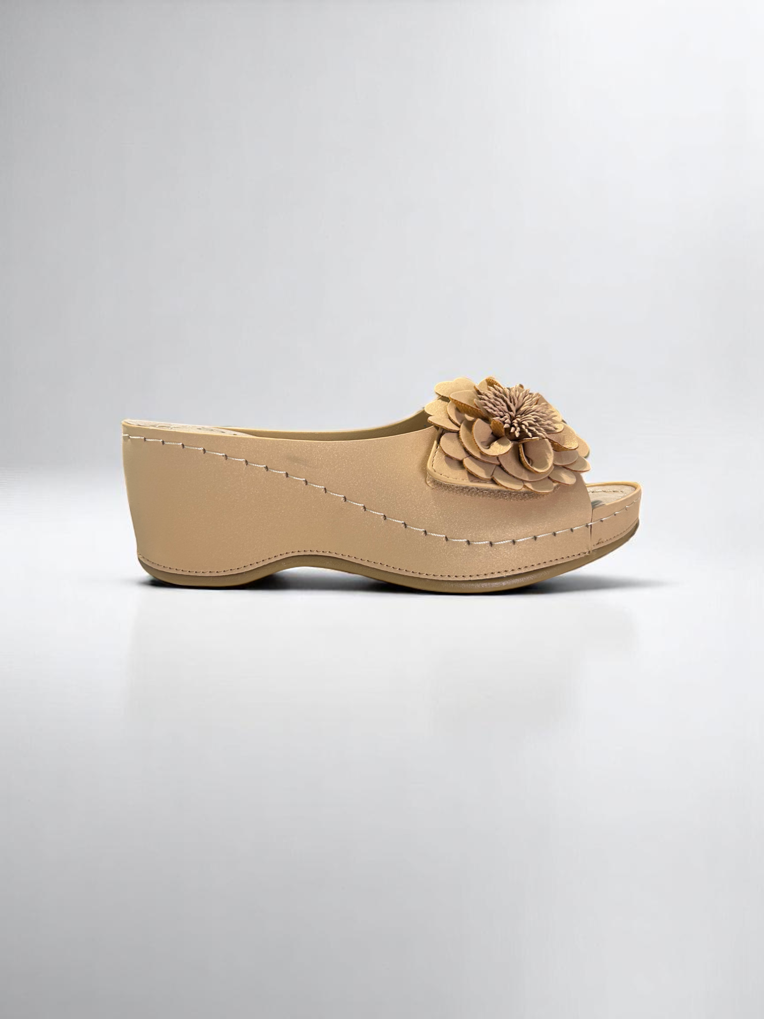 Stilla Italy Beige Slipper