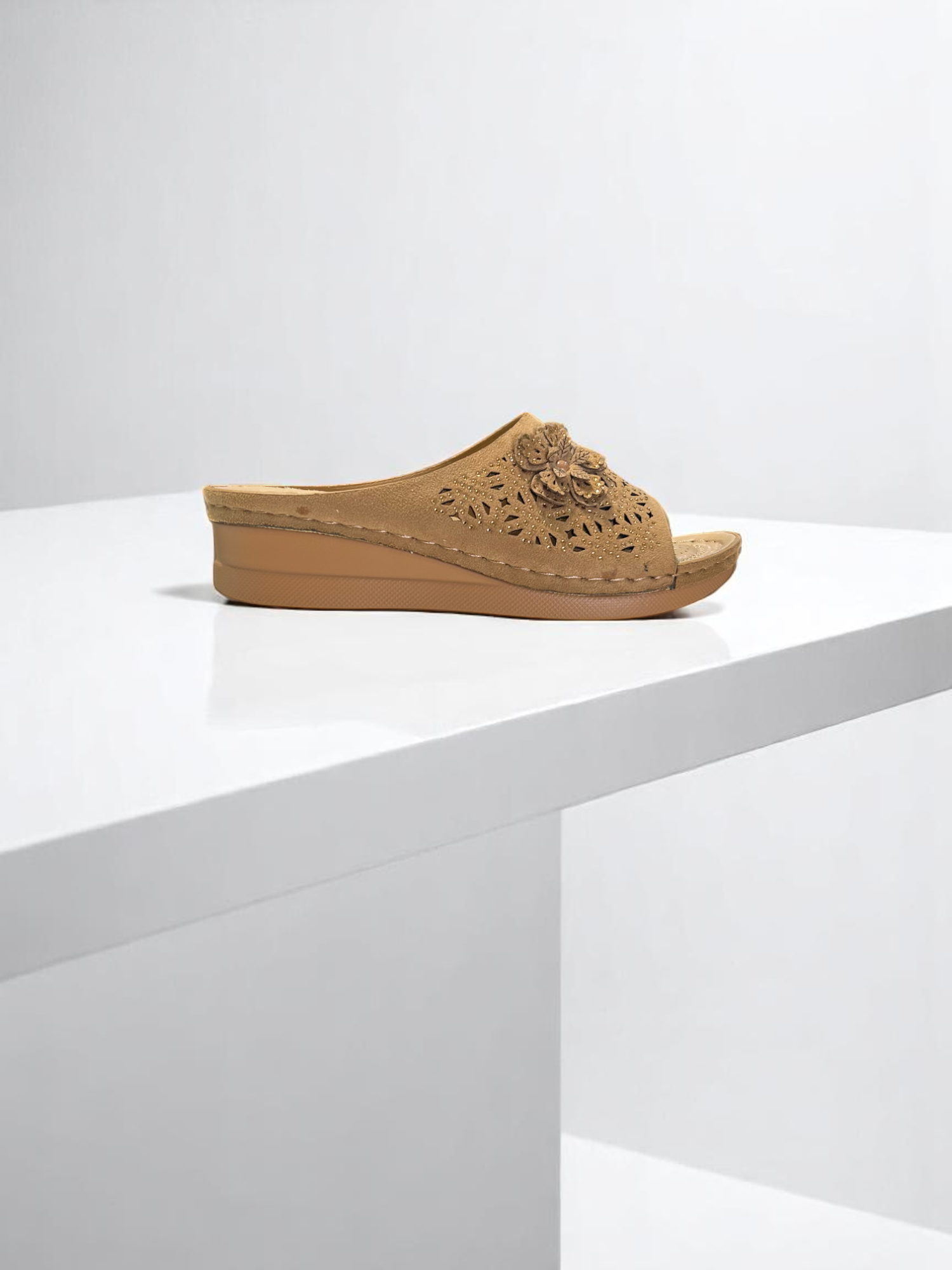 Atalina Beige Slipper
