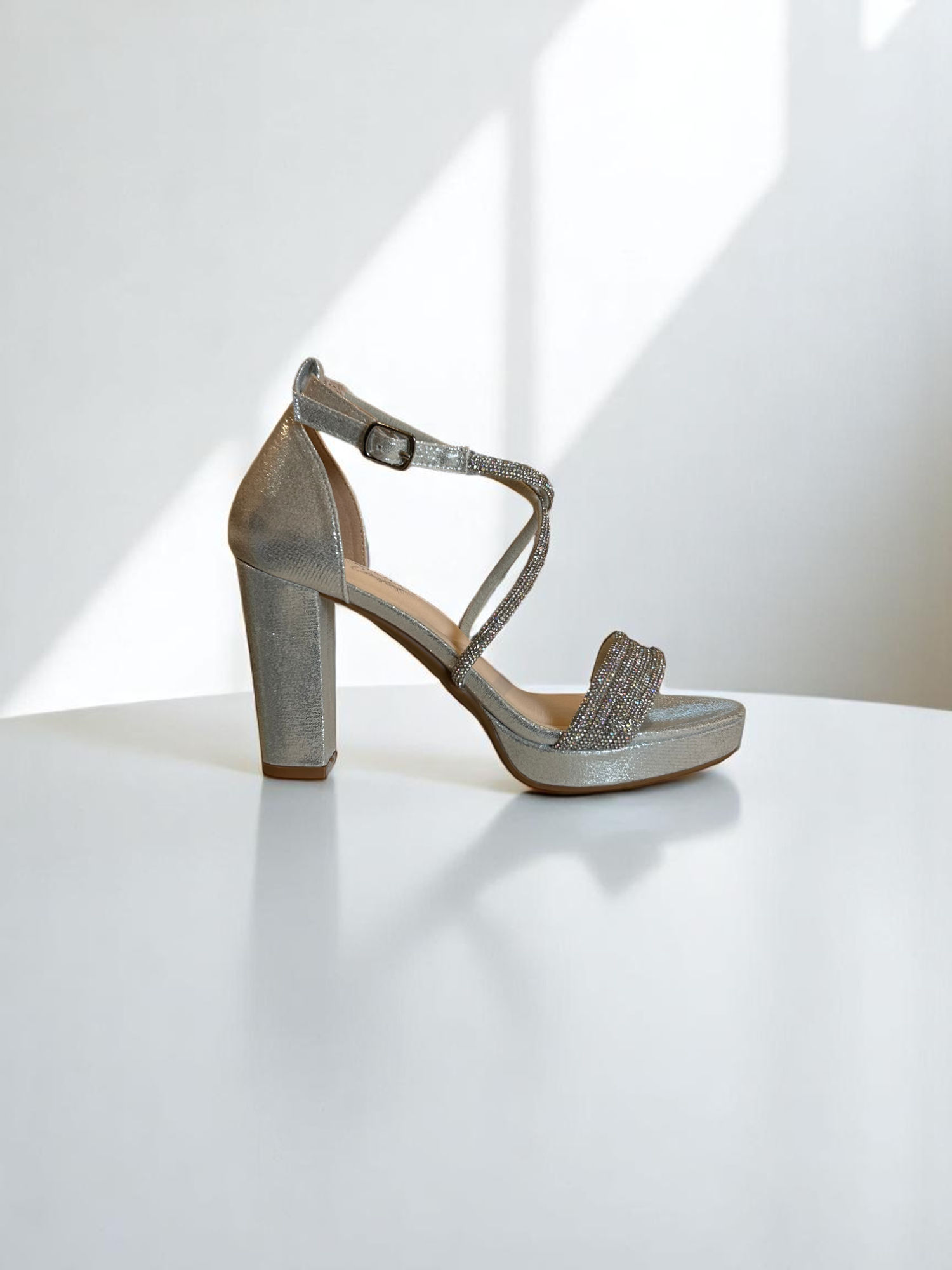 TOP MODA Silver Heels