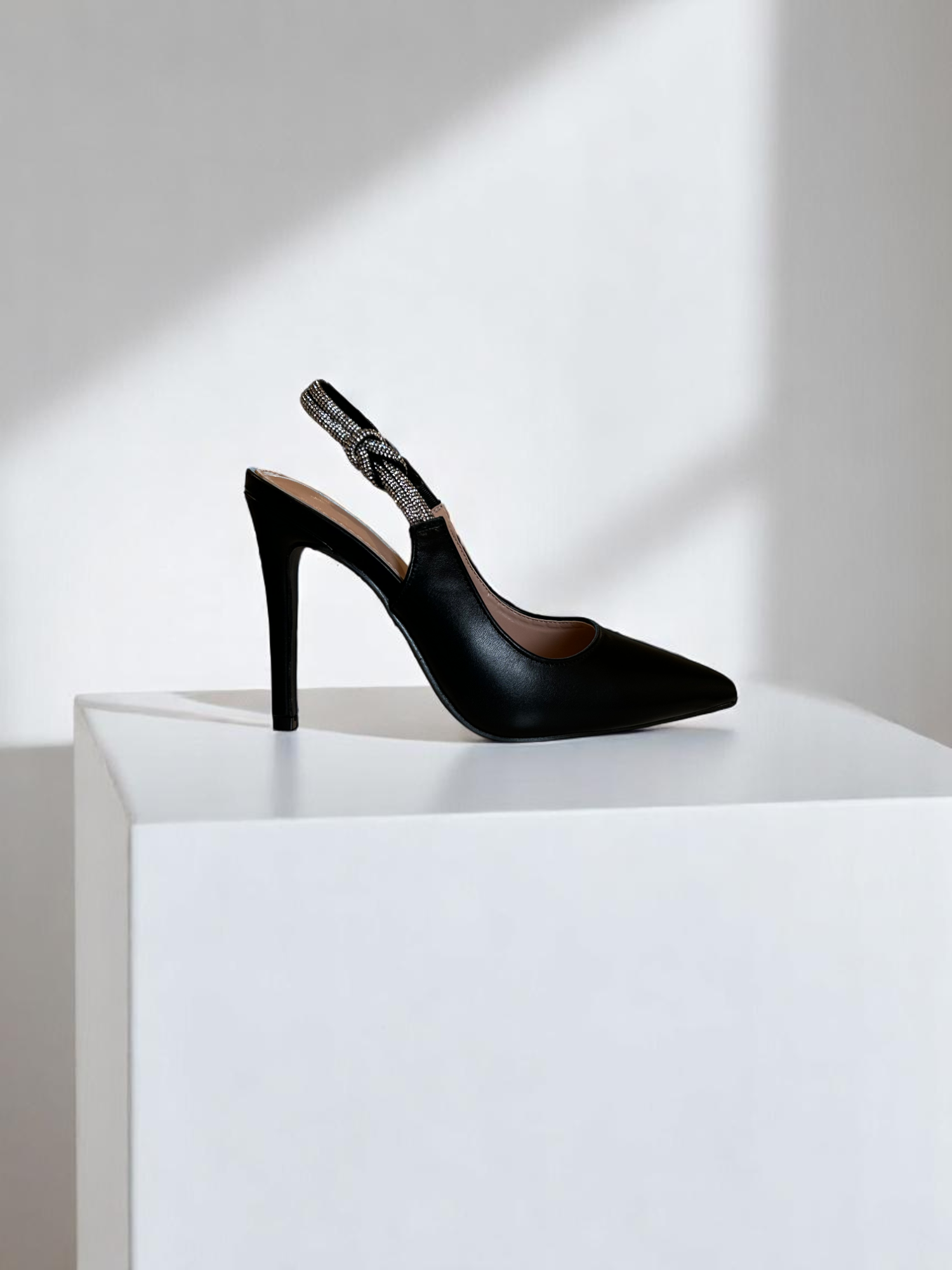 BERNESS Black Heels