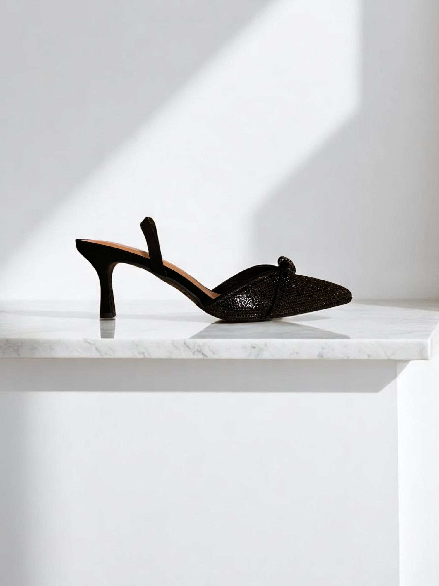 TOP MODA Black Heels