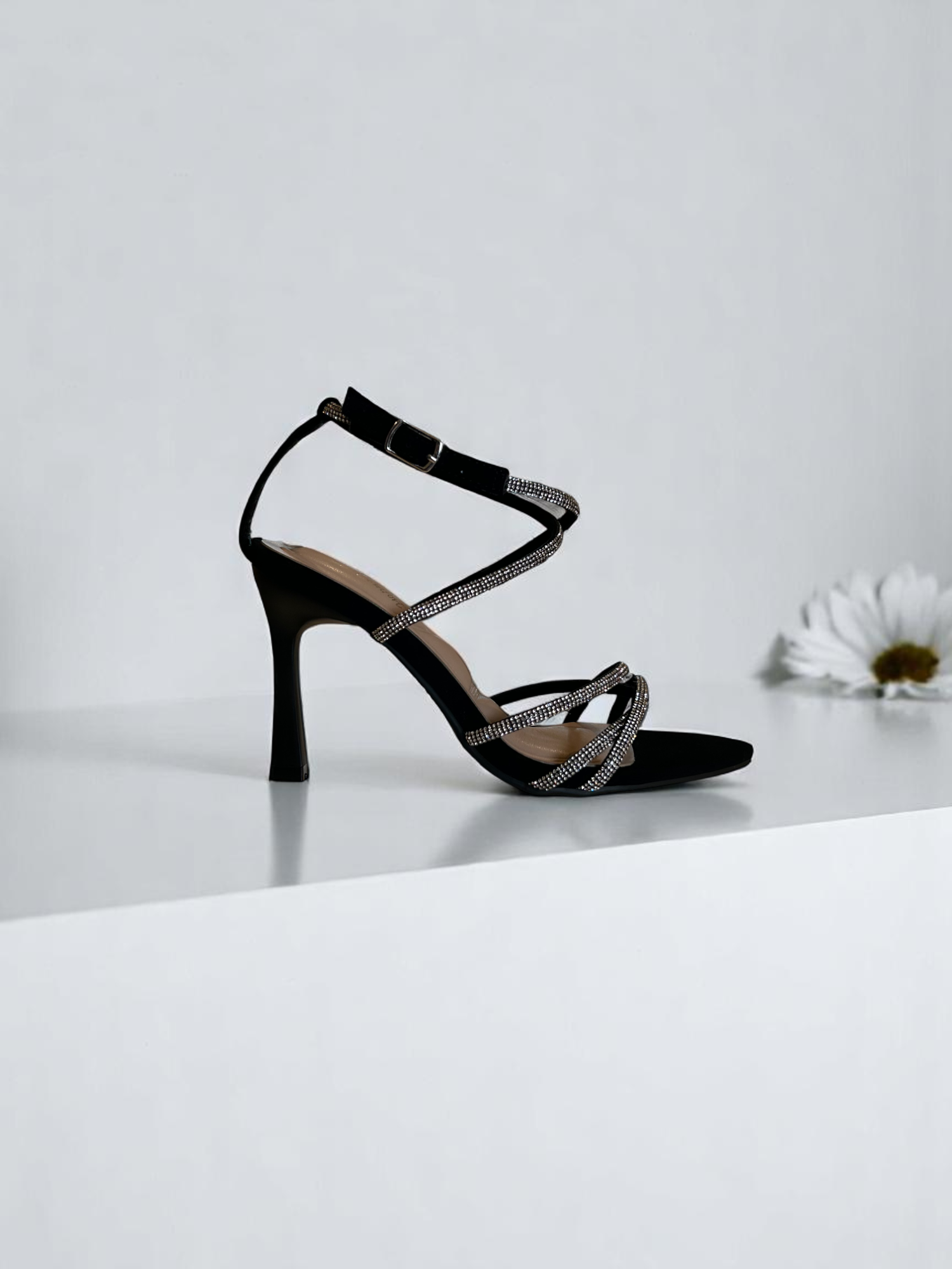 TOP MODA Black Heels