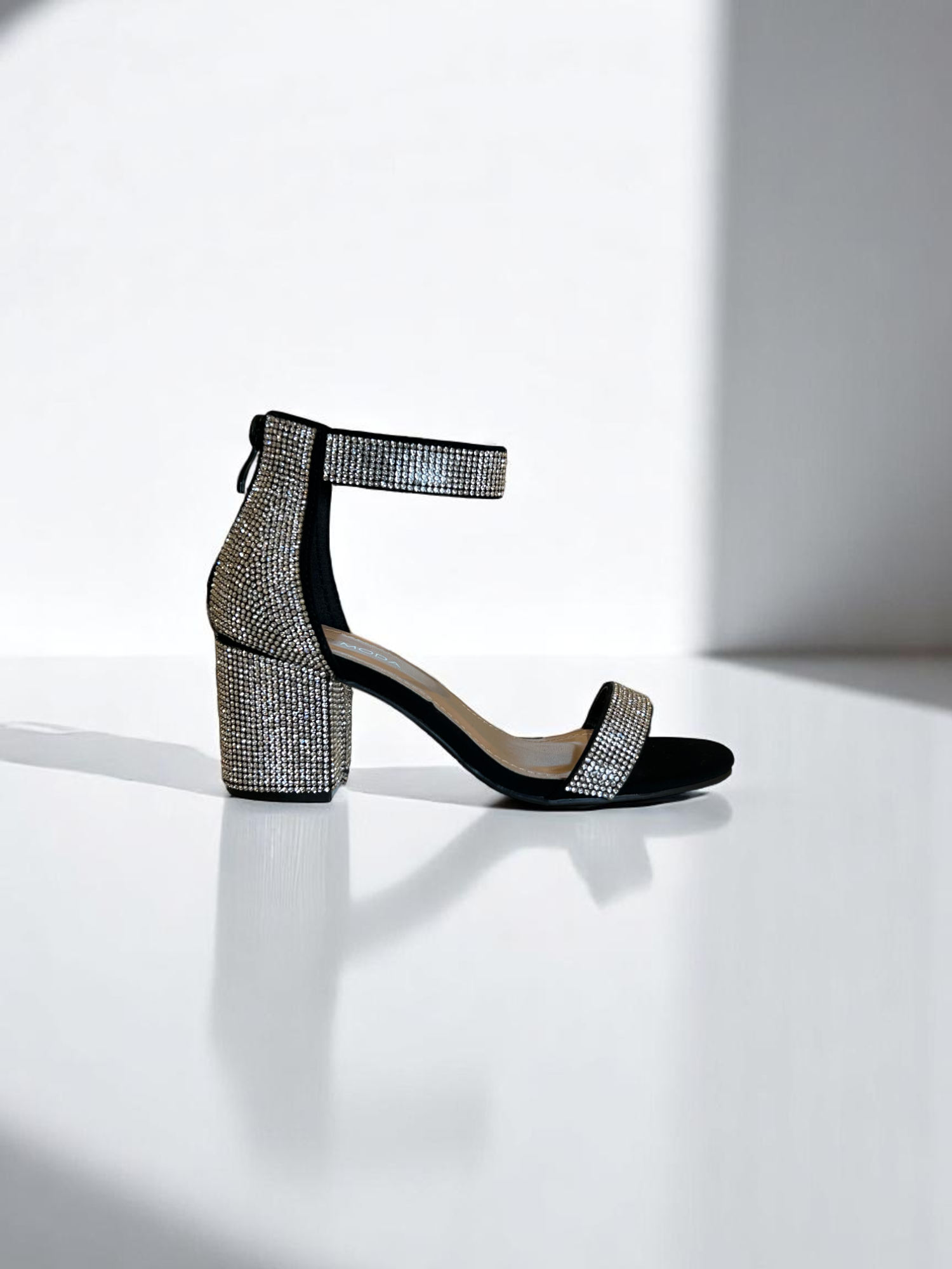 TOP MODA Black/Silver Heels